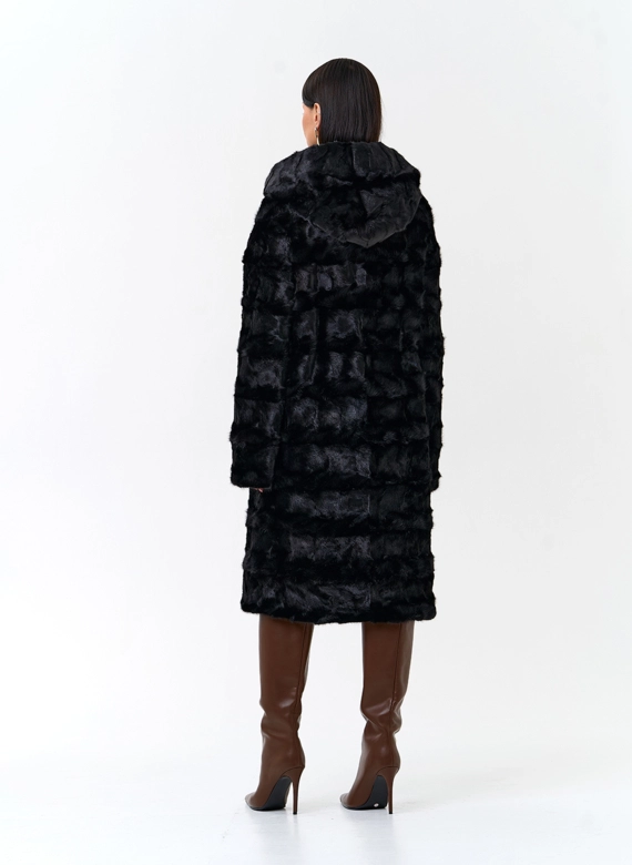 Шуба из меха норки с капюшоном фото