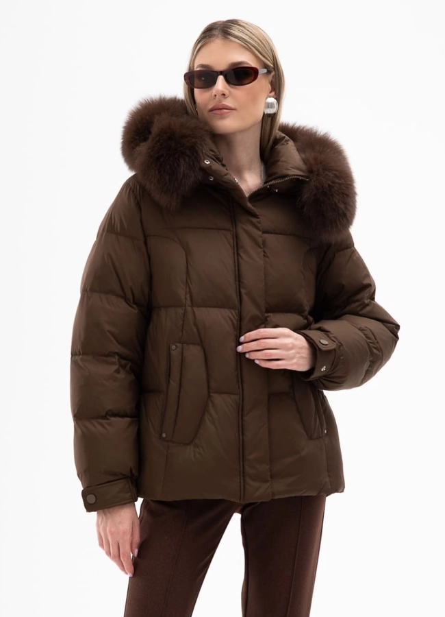 Короткий пуховик с капюшоном из меха песца модель № 31117 в кредит