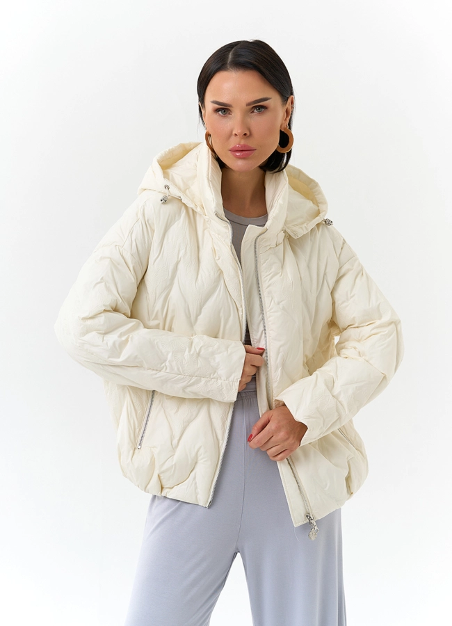 Женская куртка с капюшоном  модель № 32671 меха малина